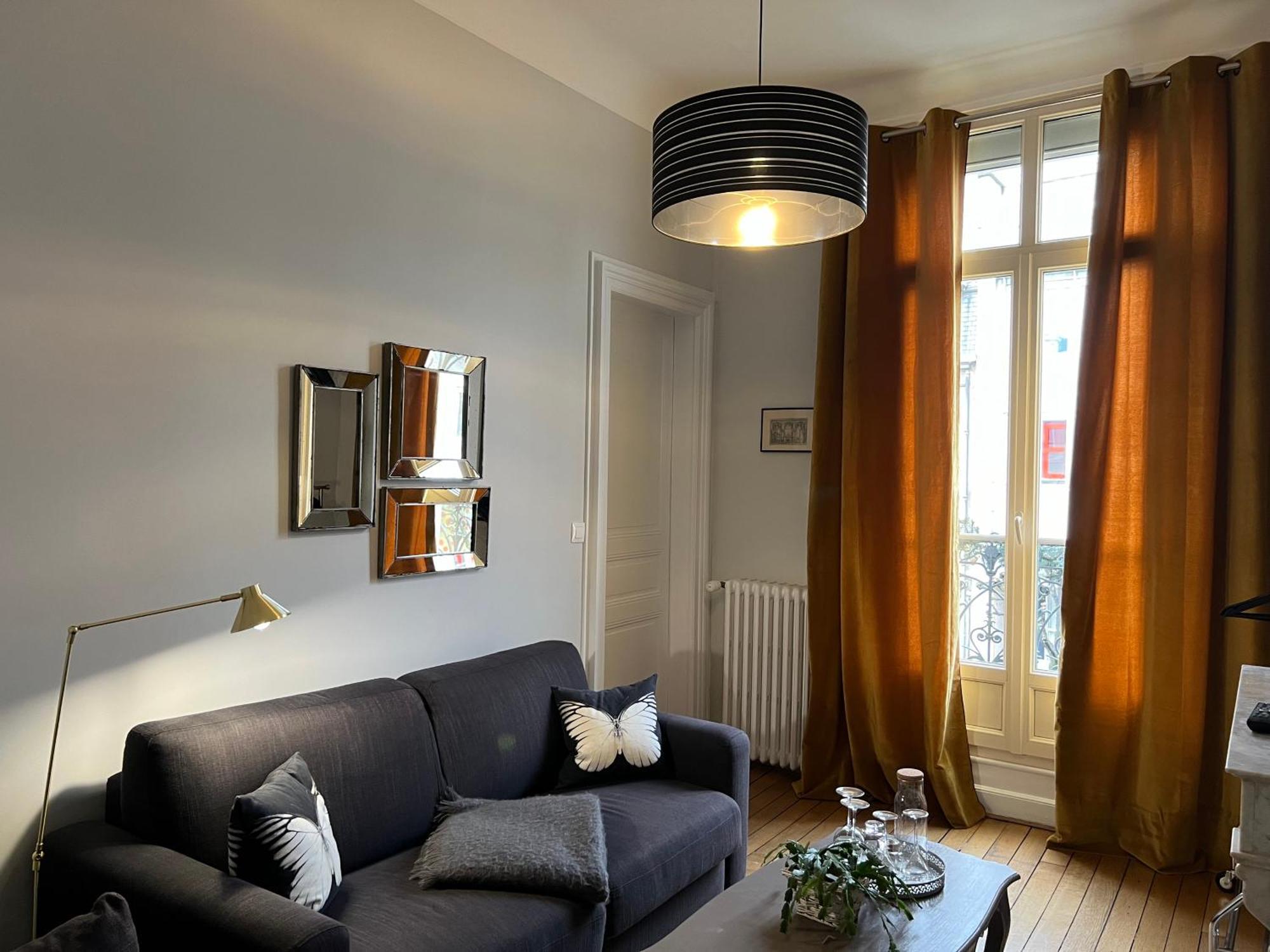 La Demeure Des Sacres - Cathedrale Bed and Breakfast Ρενς Εξωτερικό φωτογραφία